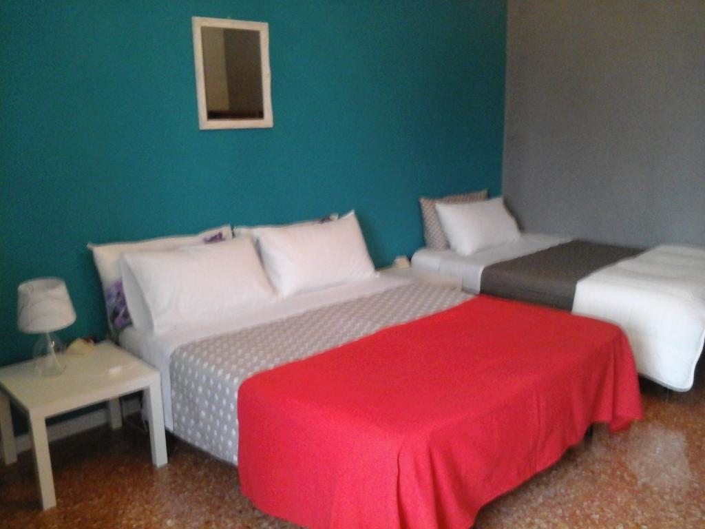 L.T. Schneider B&B Bologna Cameră foto