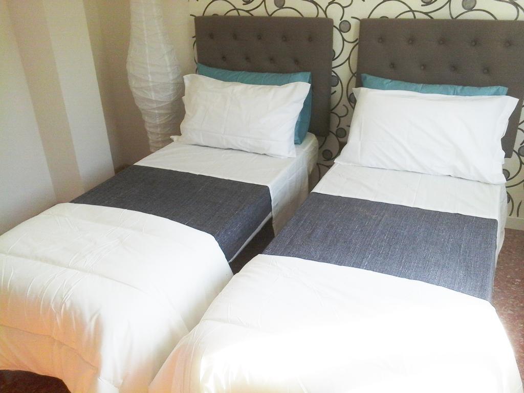 L.T. Schneider B&B Bologna Cameră foto